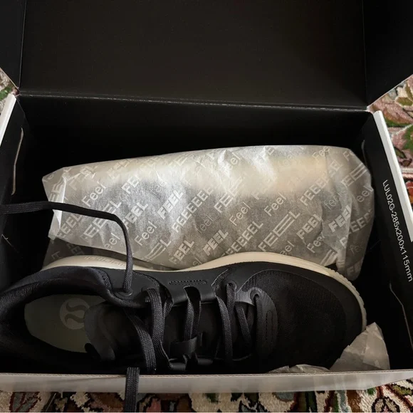 Lululemon Athletica Black Athletic Shoes Sleek Design - Picture 5 of 13